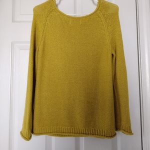 Old navy muster yellow sweater